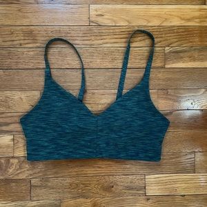 outdoor voices freeflow yoga bra size L